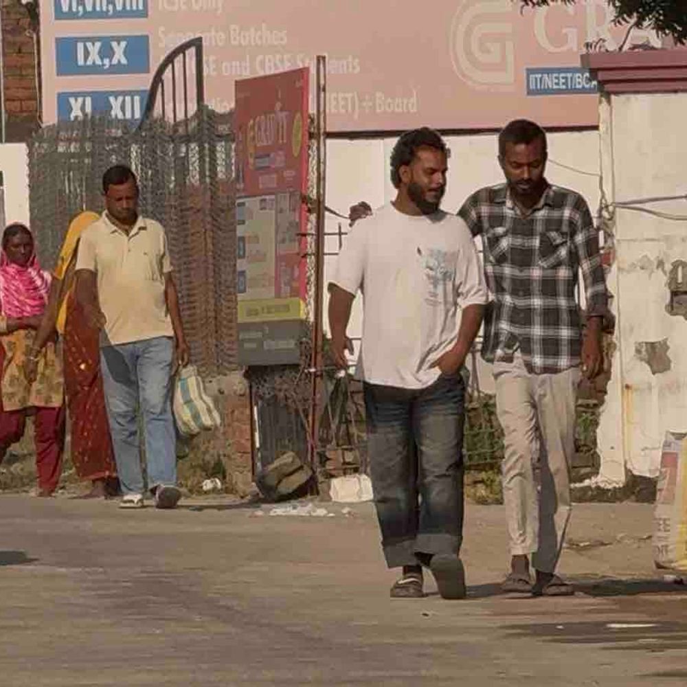गोरखपुर में दिन-रात के तापमान में 10 डिग्री का अंतर:सेहत को लेकर रहें सतर्क, सर्दी-जुकाम और बुखार का बढ़ा खतरा