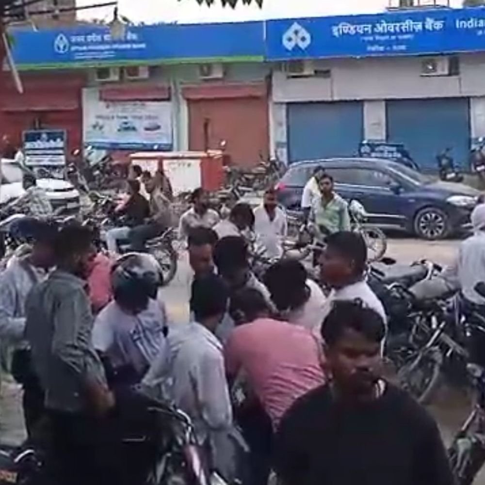 विदेश भेजने के नाम पर 11.63-लाख की ठगी का आरोप:कंपनी कार्यालय बंद कर फरार, फर्जी वीजा पर एयरपोर्ट से लौटाए गए युवक