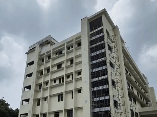 SRN बाल चिकित्सालय देरी पर फर्म विरुद्ध कार्रवाई,:काम करने वाली फर्म ब्लैकलिस्ट, 55 लाख बैंक गारंटी जप्त