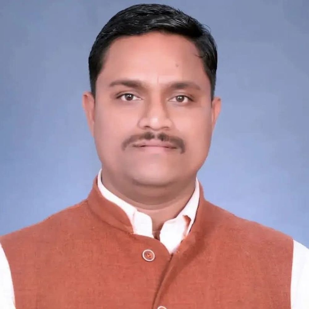 वाराणसी में मिर्जापुर के भाजपा नेता की मौत:क्षेत्रीय कार्यालय जाते समय हुआ हादसा, इलाज के दौरान तोड़ा दम