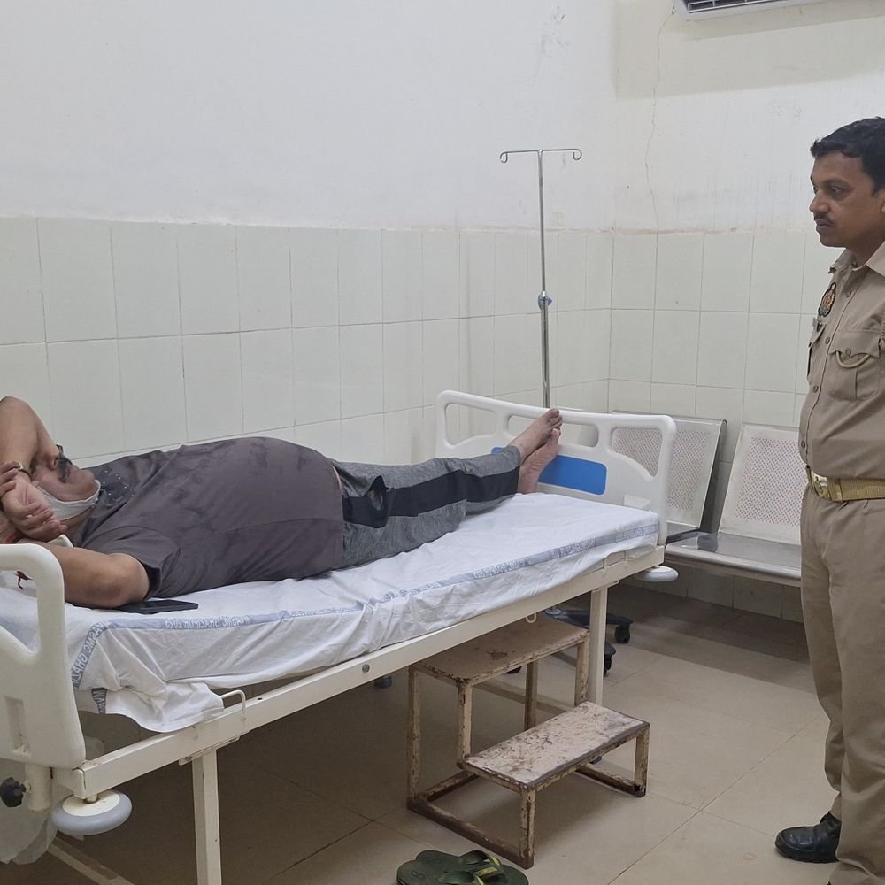 भूमि की पैमाइश करने पहुंची राजस्व टीम पर पथराव:SI समेत 5 घायल, 24 नामजद और 30 अज्ञात पर केस