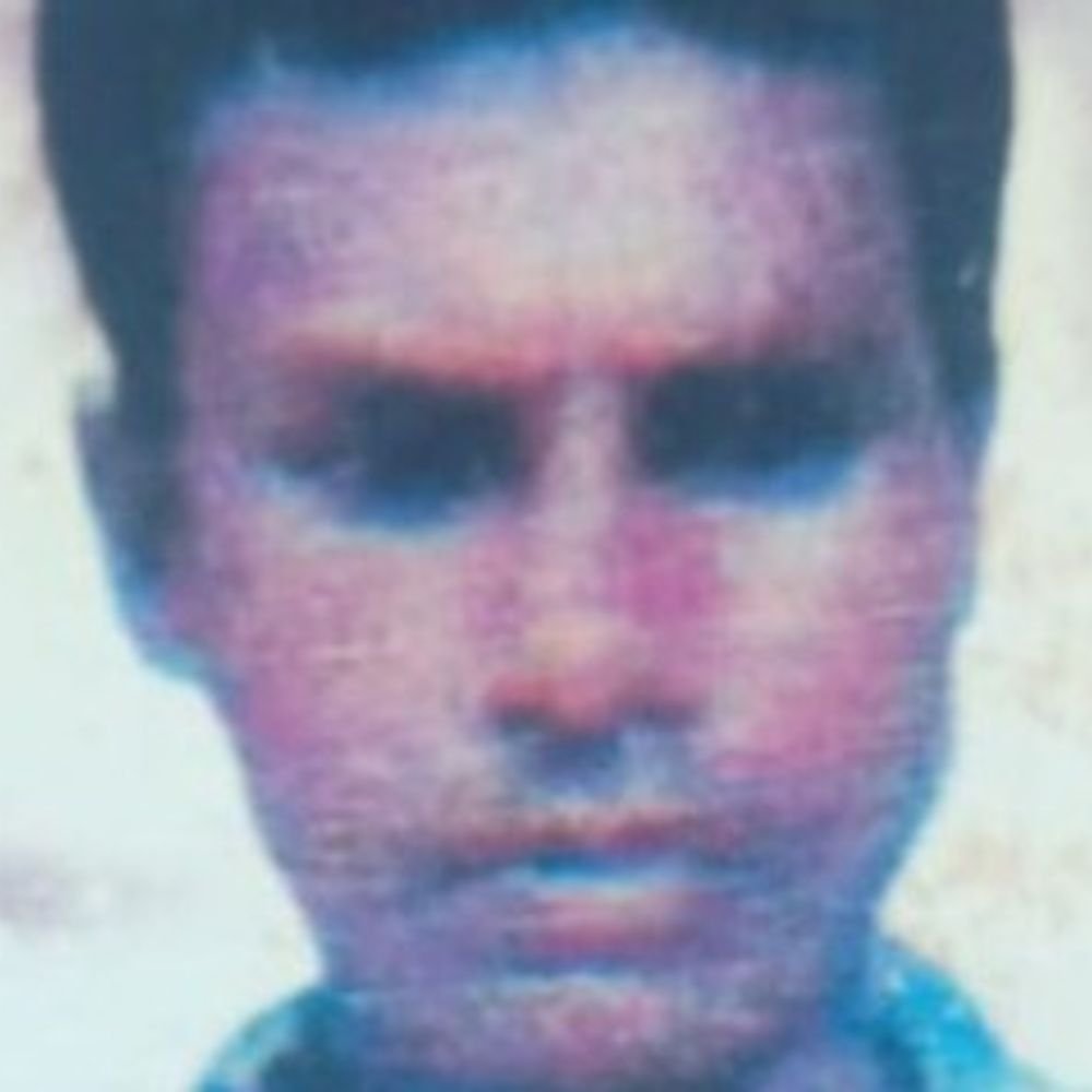 देवरिया में राप्ती नदी में डूबे मजदूर का शव मिला:22 घंटे बाद गोताखोरों ने निकाला, मदनपुर में मजदूरी करने गए थे