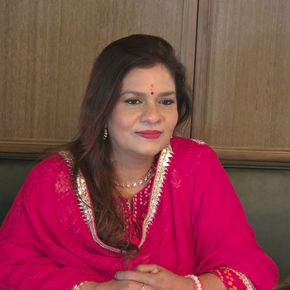 गायिका निशी सिंह का नया लोकगीत:‘लागा का मोरा मनवा’ होगा रिलीज, बाबा विश्वनाथ के दर्शन कर लिया आशीर्वाद