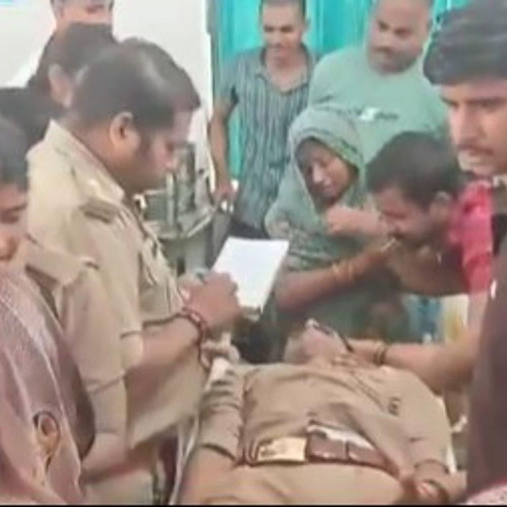 बहन की सगाई में घर लौट रहे सिपाही की मौत:कन्नौज में ककरैया मोड़ पर अज्ञात वाहन ने बुलेट सवार को कुचला, 15 दिन पहले हुआ था सेना में चयन; अयोध्या में तैनात थे