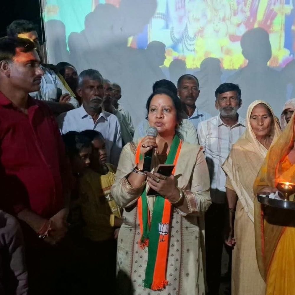 शाहपुर सैदू में रामलीला मंचन का शुभारंभ:डॉ. रचना पाल ने किया उद्घाटन, प्रभु श्रीराम के आदर्शों पर चलने का दिया संदेश
