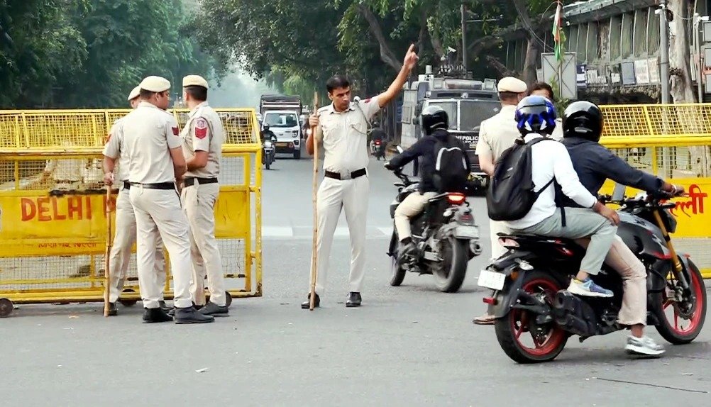 सीजेपी प्रदर्शन पर सुप्रीम कोर्ट का बड़ा रुख, व्यापारियों के नुकसान पर क्या बोले CJI