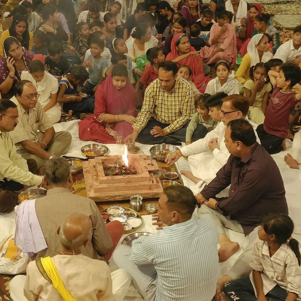 वासुदेव तीर्थ पर नवरात्र में भजनों और झांकियों से भक्तिमय:शारदीय नवरात्र महोत्सव के दूसरे दिन मंदिर परिसर में हुआ शानदार कार्यक्रम