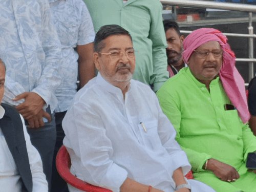 2027 में सपा लहराएगी जीत का प्रदेश में परचम:शिक्षक एमएलसी पद पर सपा प्रत्याशी के जीतने पर बोले सांसद वीरेंद्र सिंह, कहा - स्नातक में हर राउंड में प्रशासन करे अनाउंसमेंट