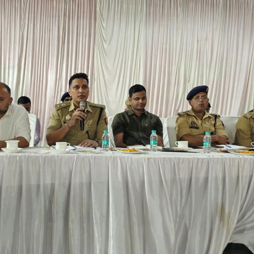 प्रतापगढ़ में दुर्गा पूजा-दशहरा पर अलर्ट पुलिस:1716 पंडाल और 40 रामलीला स्थलों पर रहेगी निगरानी