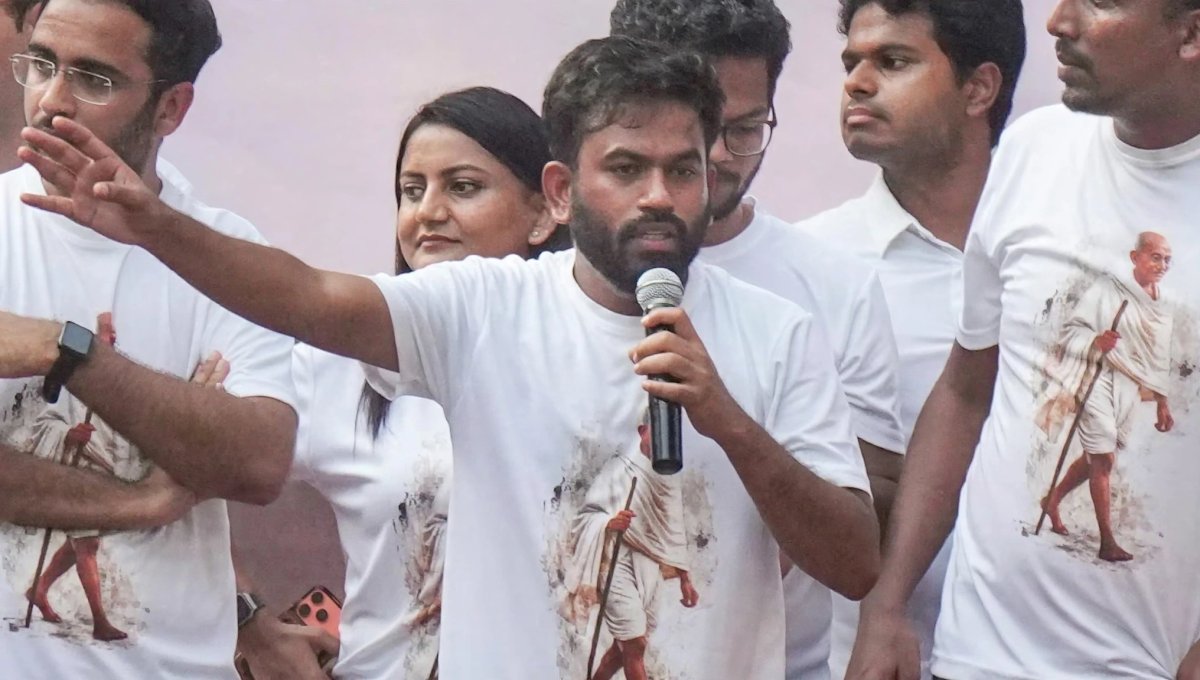 अभिजीत दीपके की सरकार को चुनौती, बोले- जेल जाने से नहीं डरेंगे