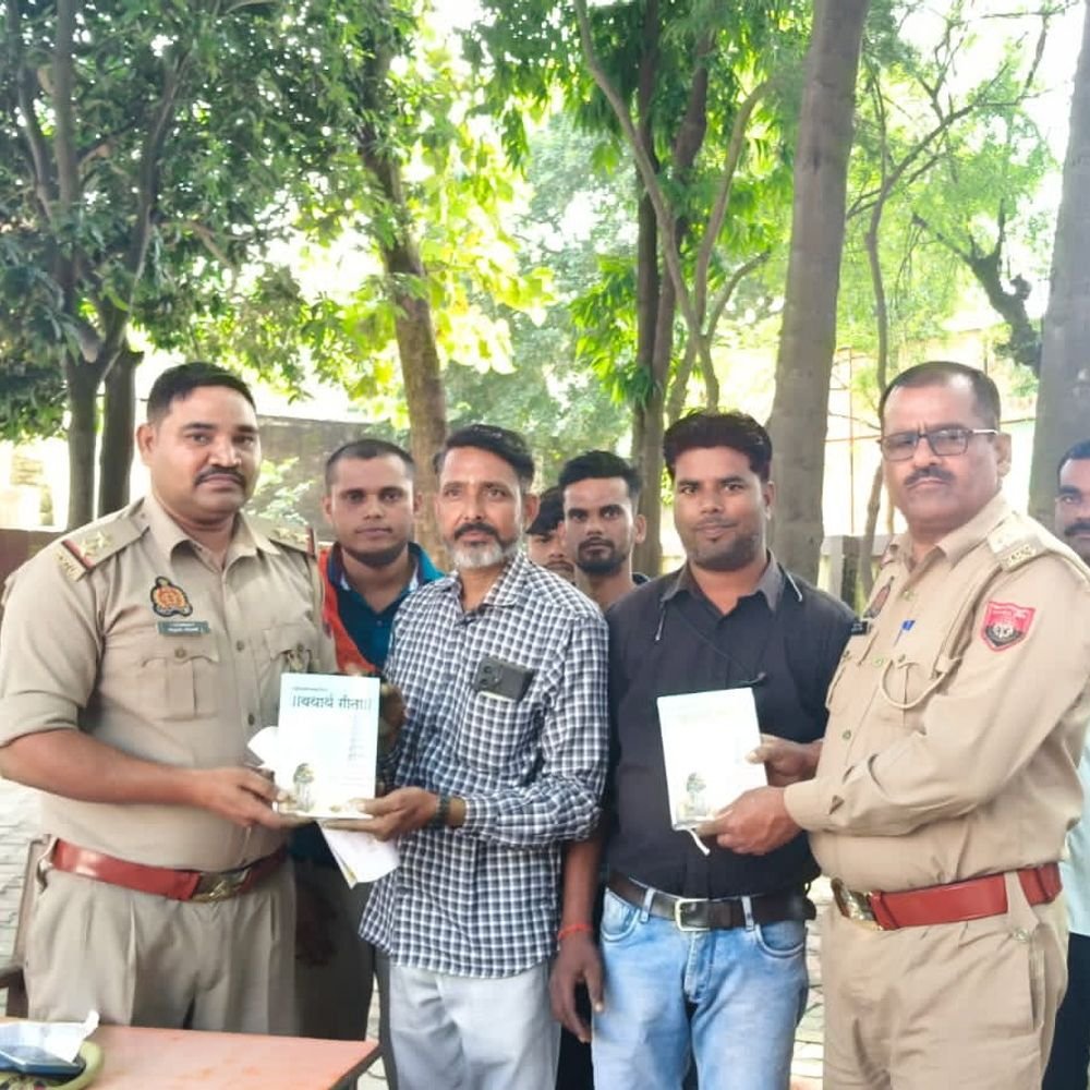 क्योलडिया में मांस-मदिरा दुकानें बंद मांग:अंतर्राष्ट्रीय हिंदू सेना ने सौंपा ज्ञापन, नवरात्र दौरान मंदिरों निकट कार्रवाई अपील