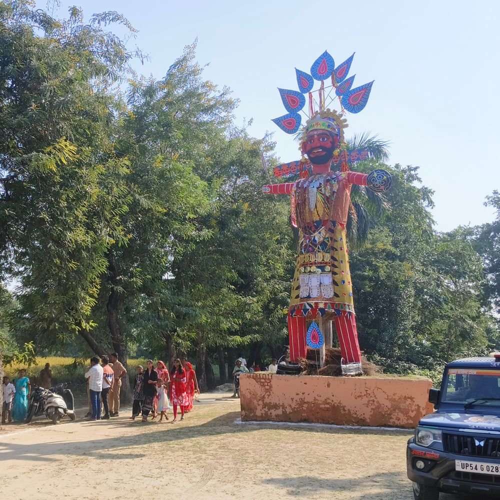 मऊ में होगा 35 फीट के रावण का वध:मैदान में दिखेगा राम-रावण युद्ध, वानर सेना के साथ लंका पहुंचेंगे