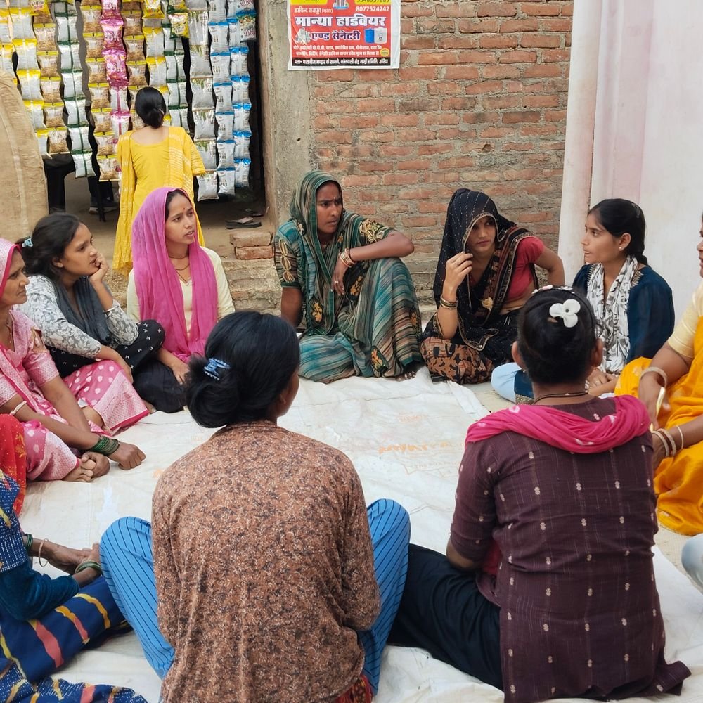 औरैया में महिला सशक्तिकरण बैठक:महिलाओं को मिले जैविक खेती, उन्नत बकरी पालन और स्वरोजगार के टिप्स