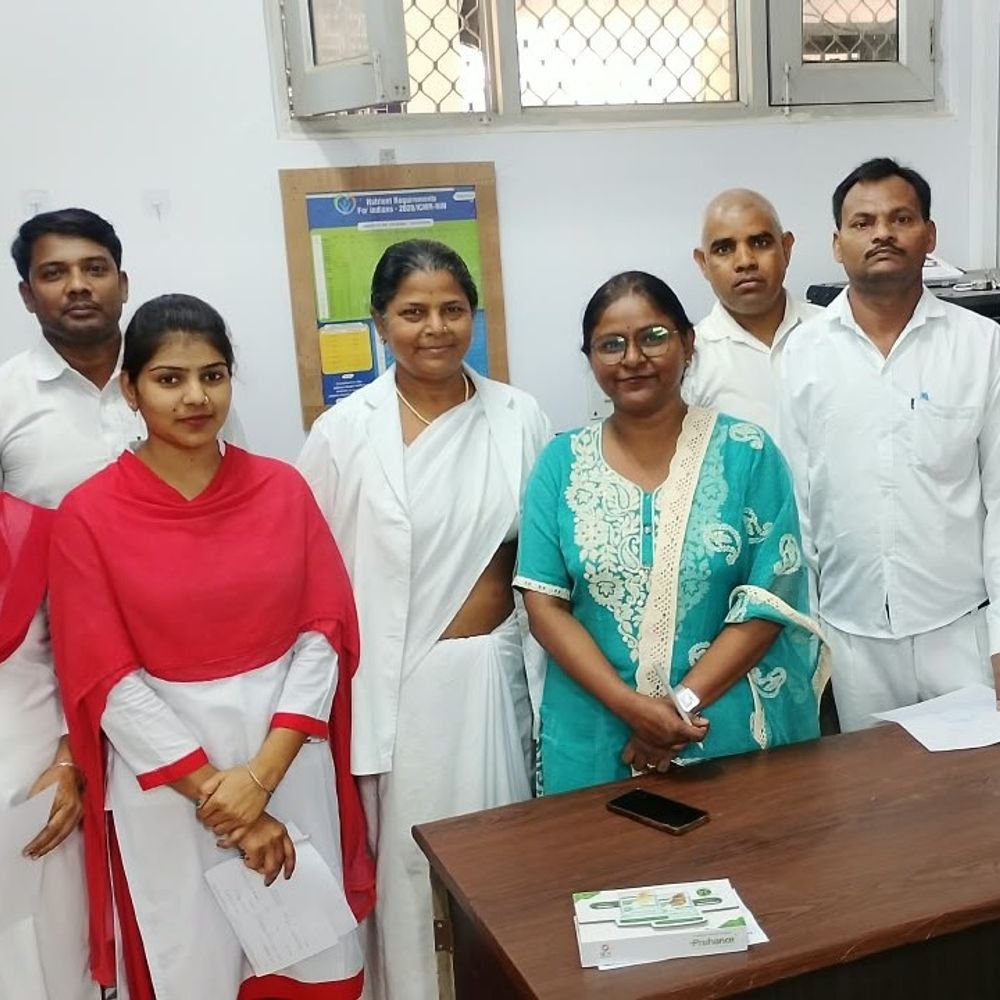 प्रयागराज में ग्रुप डी कर्मचारियों के लिए स्वास्थ्य जांच शिविर:160 लोगों ने लिया हिस्सा, सेंट्रल हॉस्पिटल और DRM ऑफिस में हुआ आयोजन