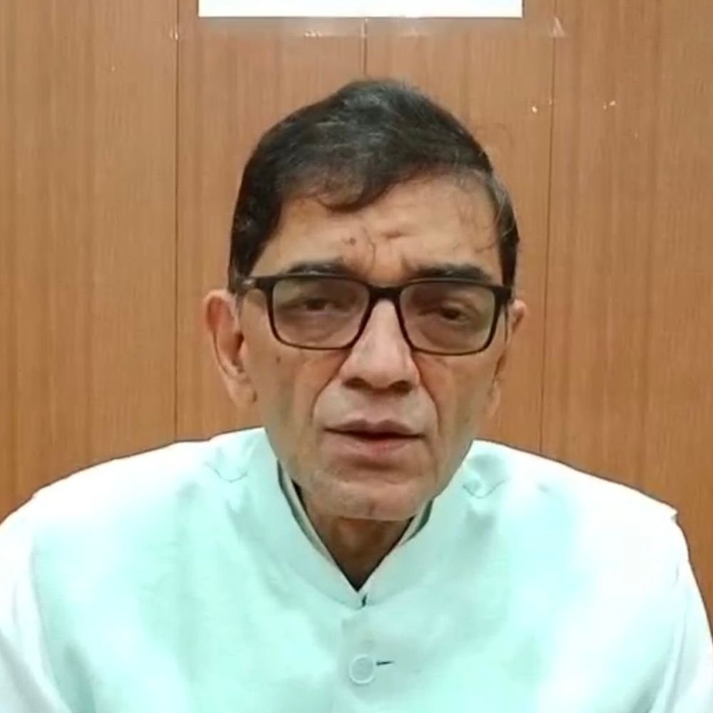 बलिया में वोटर लिस्ट में नाम जुड़वाने का आज मौका:जिले के सभी बूथों पर लगेंगे कैंप, सुबह 10 से शाम 4 बजे तक मौजूद रहेंगे बीएलओ