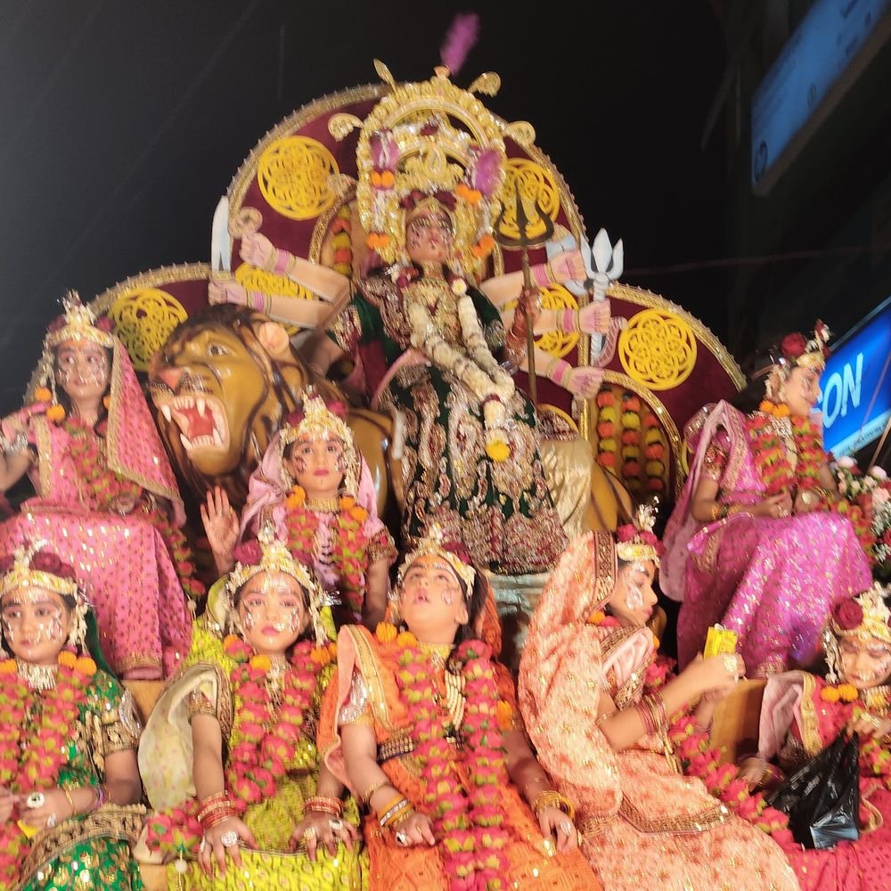 कानपुर में महानवमी पर भव्य शोभायात्रा:युद्ध के दृश्य देखकर दर्शकों ने लगाए जय श्रीराम के जयकारे