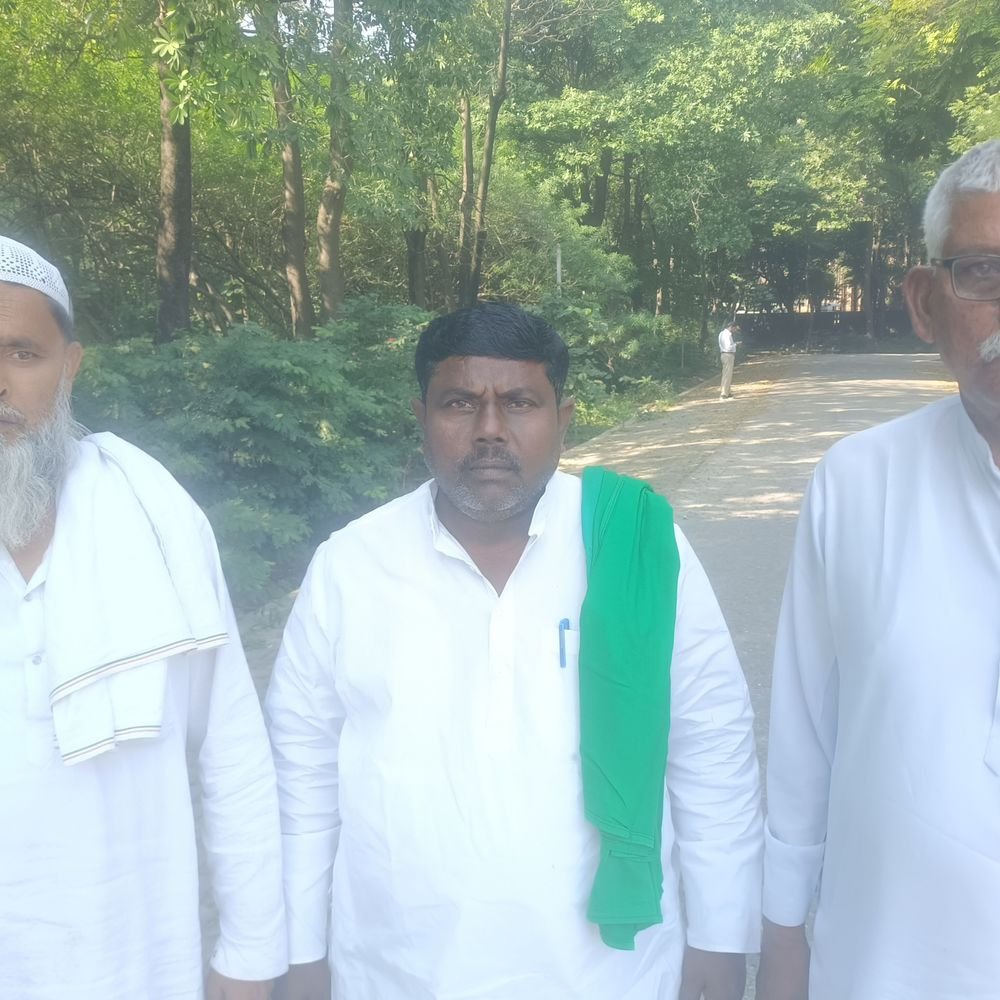 यमुना सीमा विवाद और भूमाफिया पर भाकियू ने ज्ञापन सौंपा:बागपत में समाधान न होने पर आंदोलन की चेतावनी, कार्रवाई की मांग