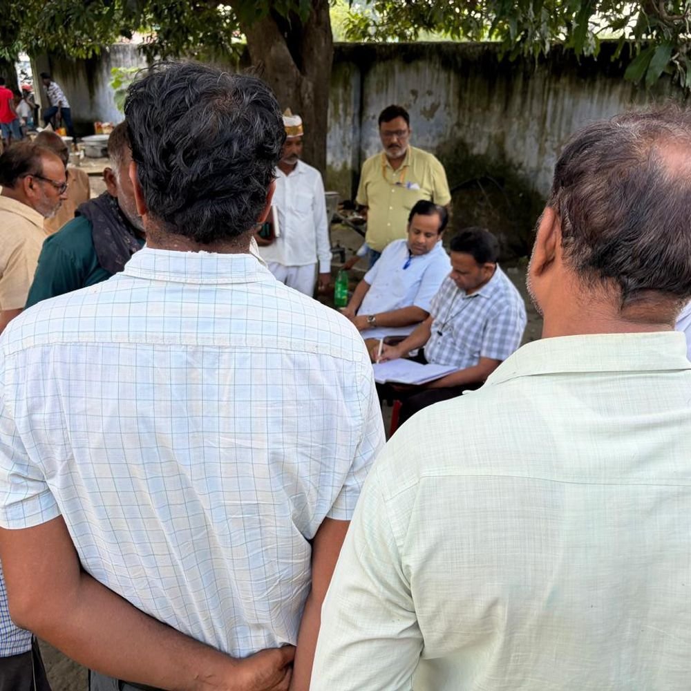 बाढ़ प्रभावित इलाकों में स्वास्थ्य सुविधाएं:एमएमयू से पहुंच रही चिकित्सा; कुशीनगर में स्वास्थ्य विभाग मुस्तैद