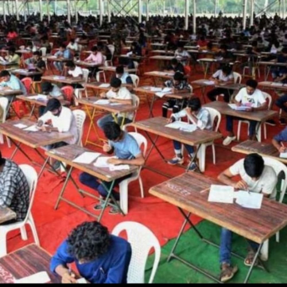 सहारनपुर में 34 सेंटरों पर होगी PET परीक्षा:प्रत्येक शिफ्ट में 14,664 अभ्यर्थी होंगे शामिल, नकल रोकने के लिए मजिस्ट्रेट करेंगे निगरानी
