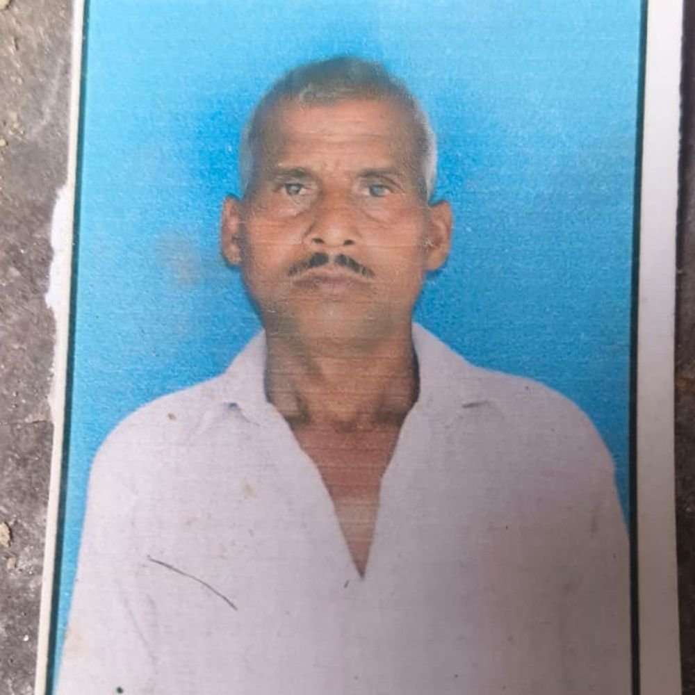रोटावेटर की चपेट में आने से किसान की मौत:खेत की जुताई के दौरान हादसा, परिजनों का रो रोकर बुरा हाल