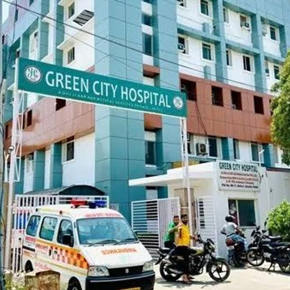 ग्रेटर नोएडा में टाइफाइड को बताया किडनी फेल:अस्पताल पर गलत रिपोर्ट बनाने का आरोप, न्यायालय के आदेश पर FIR