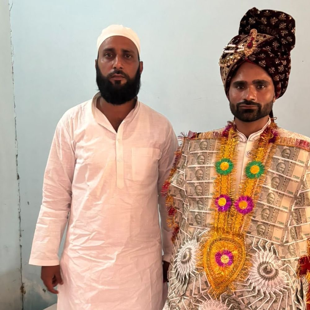 शादी के 24 घंटे बाद दूल्हे ने की खुदकुशी:मेरठ में शादी की खुशियां मातम में बदलीं, आम के बाग में पेड़ पर लटका मिला शव
