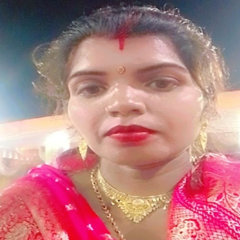 एक महीने की बच्ची को लेकर CMO ऑफिस पहुंचे परिजन:मोहनलालगंज में प्रसव के बाद महिला की मौत, अस्पताल पर कार्रवाई की मांग