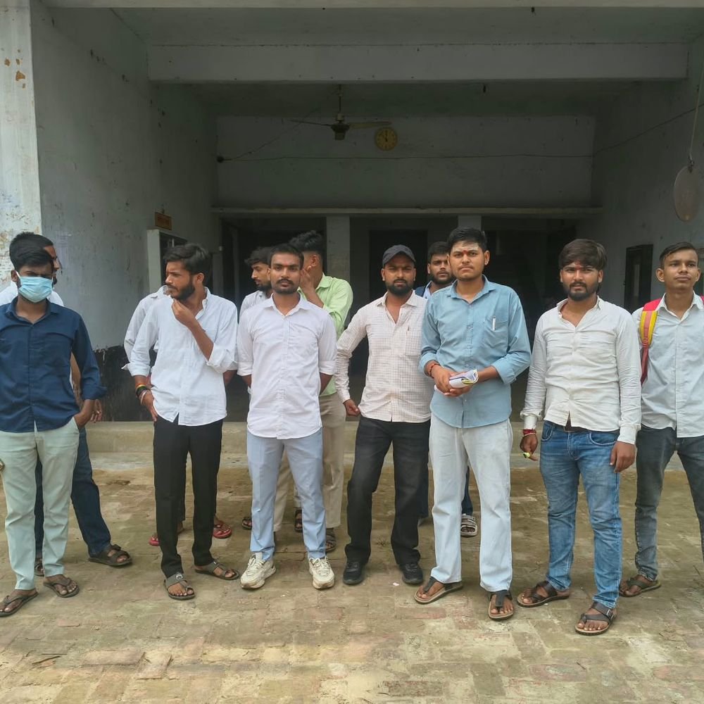 एपीएन कॉलेज में छात्रसंघ चुनाव बहाल करने की मांग:अक्टूबर से आंदोलन की चेतावनी, छात्रों ने प्राचार्य को सौंपा ज्ञापन