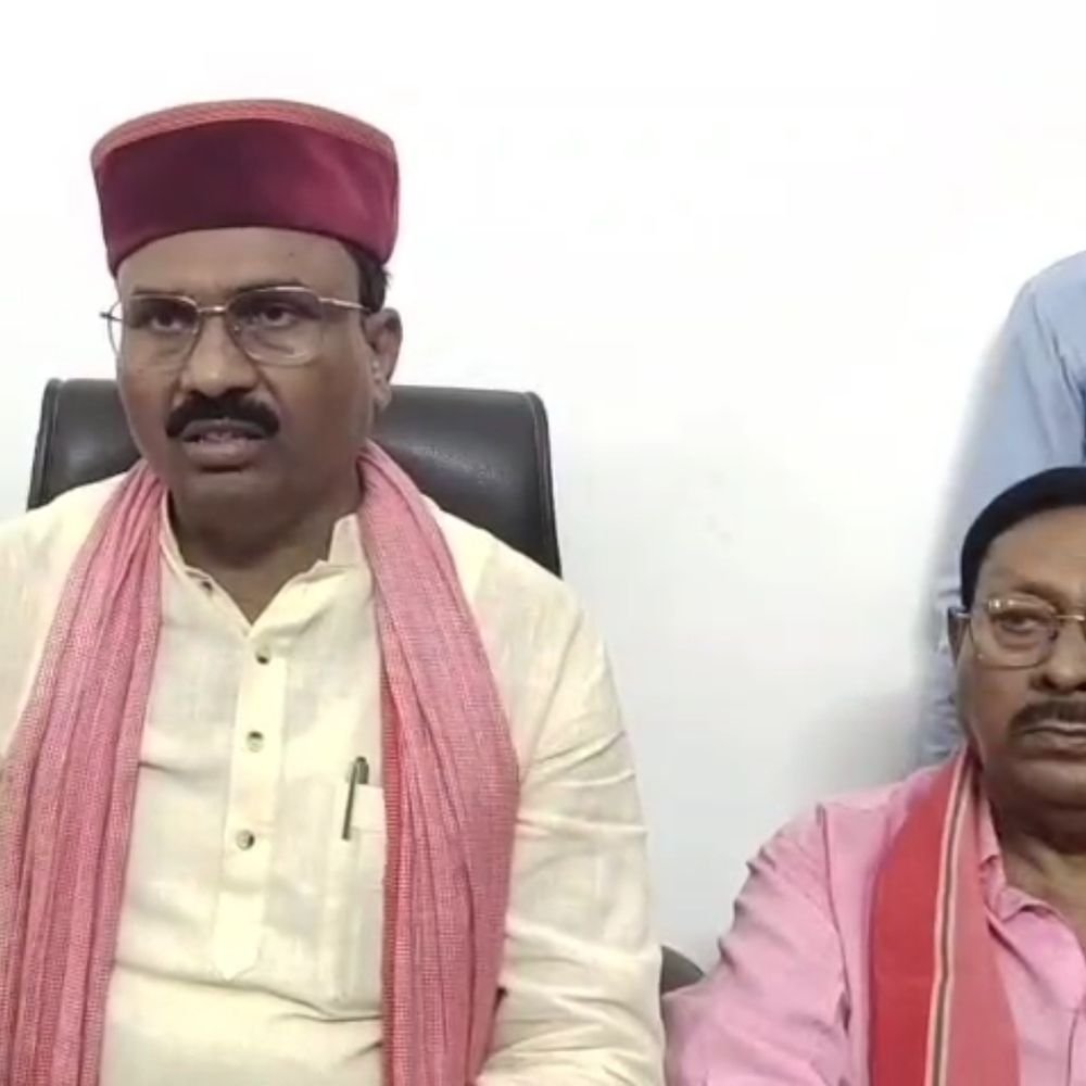 ‘25 विधायक संपर्क में’ दावे पर सपा का पलटवार:सांसद राम शिरोमणि बोले- बीजेपी तोड़फोड़ कर हम पर लगा रही आरोप