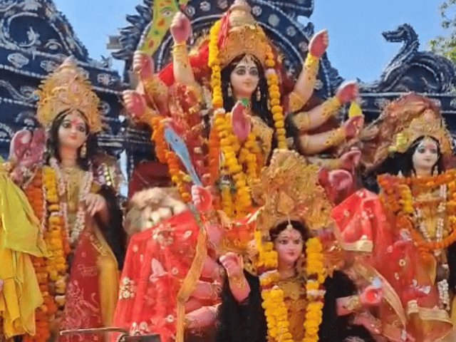 अयोध्या में आज दुर्गा प्रतिमा विसर्जन, 132 प्रतिमाएं निकलेंगी:GIC ग्राउंड से सुबह 11 बजे शुरू होगा विसर्जन; 6 जोन और 16 सेक्टरों में बंटा क्षेत्र