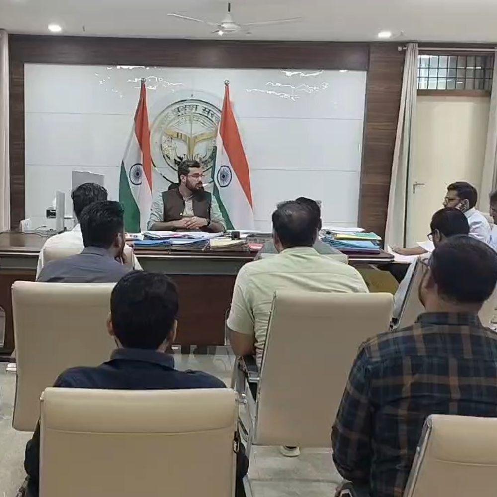 सीएम ग्रिड फेज-3 के काम में तेजी लाने के निर्देश:27 अक्टूबर को होगा भूमि पूजन, नगर आयुक्त ने की समीक्षा बैठक