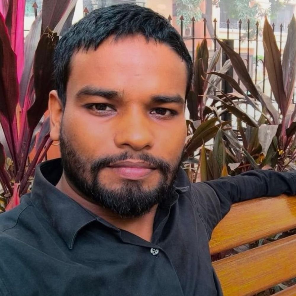 प्रतापगढ़ में सांप के डसने से युवक की मौत:घर के बाहर टहलते समय दाहिने पैर में डसा था सांप