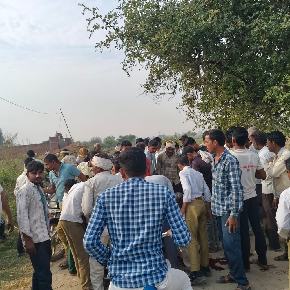 ट्रैक्टर-ट्रॉली की चपेट में आने से छात्रा की मौत:बदायूं में साइकिल से स्कूल जा रही थी, कक्षा 6 में पढ़ती थी
