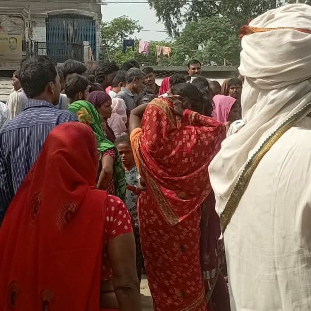 तेज रफ्तार रोडवेज बस ने युवक को रौंदा:बहराइच में सड़क पार करते समय हादसा, घर का सामान खरीदने जा रहा था