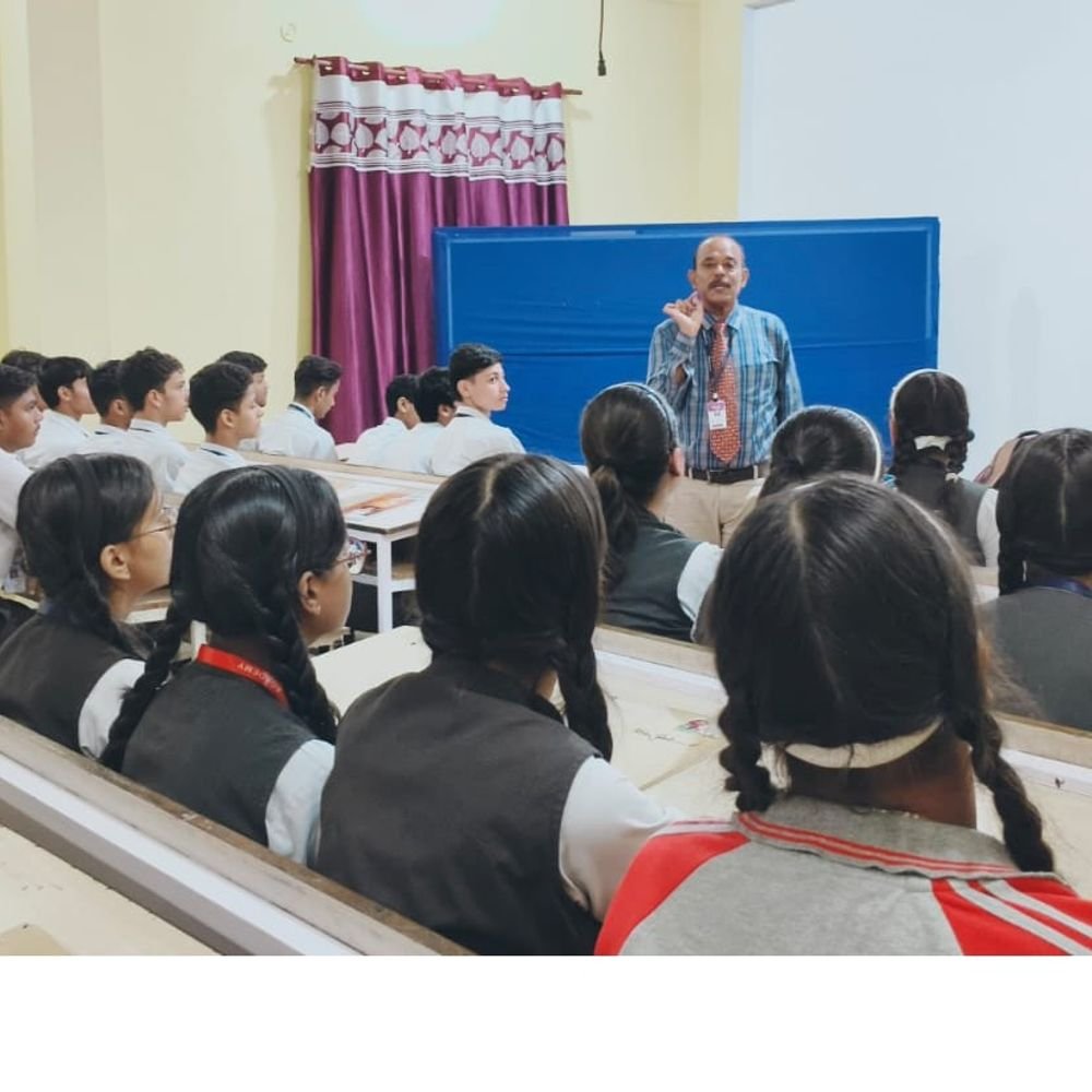 बुढ़ाना में स्कूल इनोवेशन काउंसिल:विद्यार्थियों को नवाचार, उद्यमिता, उच्च शिक्षा के विकल्प और करियर संभावनाओं की जानकारी दी