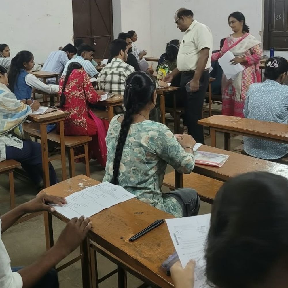 तीन दिवसीय डीएलएड द्वितीय सेमेस्टर की परीक्षा का समापन:अंग्रेजी में 90.48% और हिंदी में 82.94% उपस्थिति