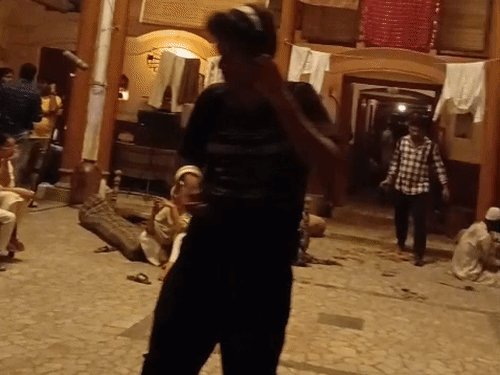 धनकुट्टी में दिखा कोलकाता का रंग:लाइट-कैमरा-एक्शन के बीच शूट हुआ हिंसा का सीन, कल मनोज बाजपेई आएंगे