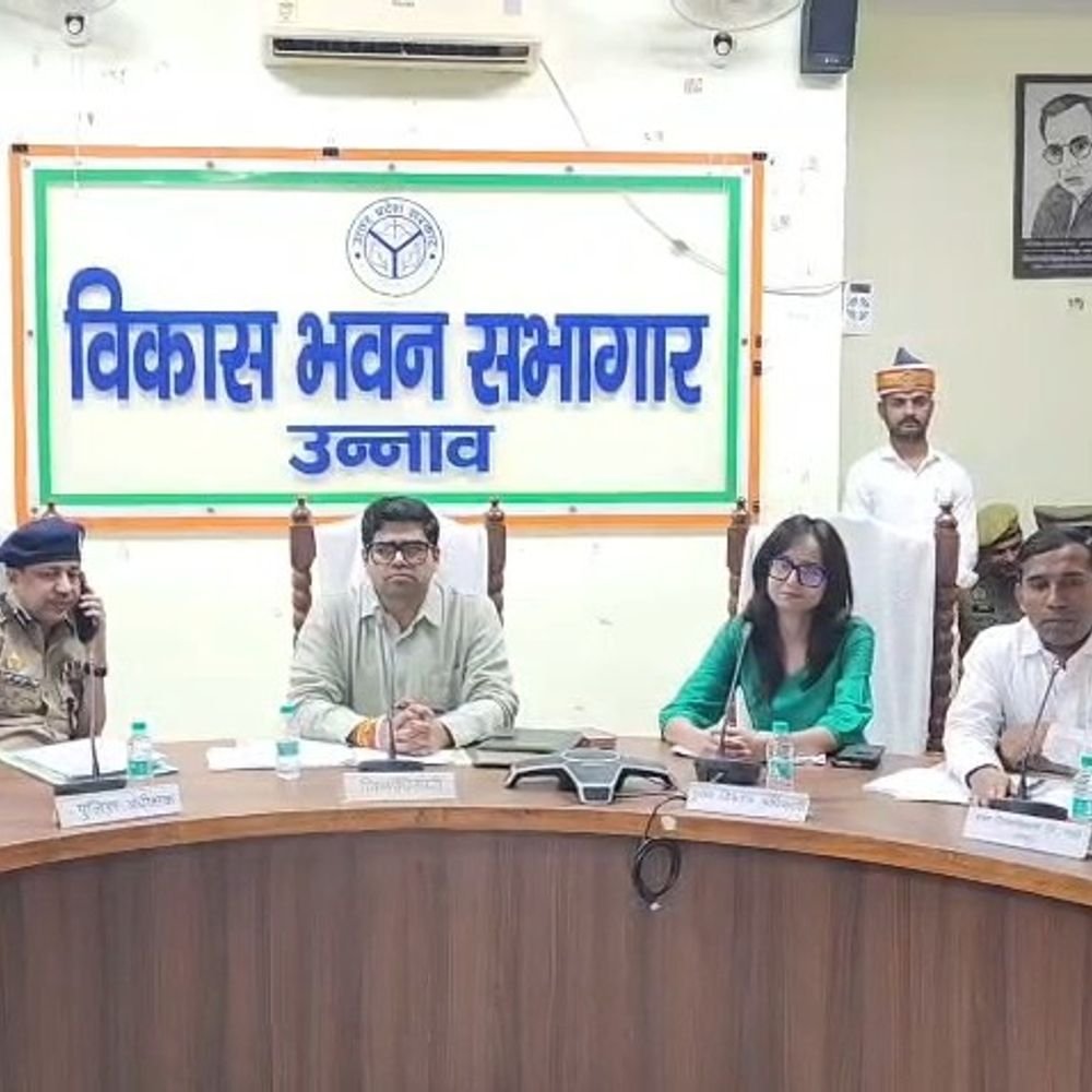 उन्नाव में आगामी त्यौहार को लेकर प्रशासन सतर्क:डीएम-एसएसपी ने की अपील, शुक्लागंज रामलीला को जगह दिलाने का आश्वासन
