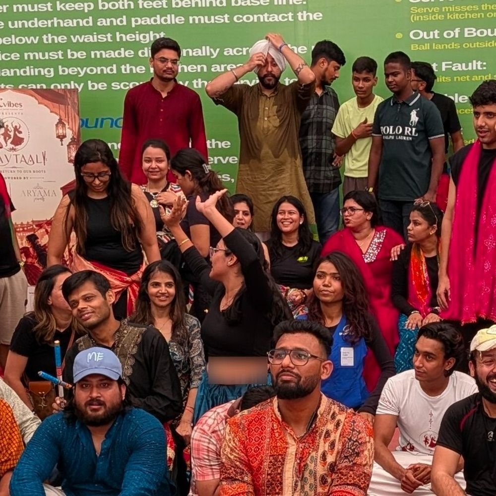 कानपुर में दौड़े फिर खेला डांडिया:जिम वर्कआउट तक सीमित न रहे, सामाजिक गतिविधि बनाना है मुख्य उद्देश्य