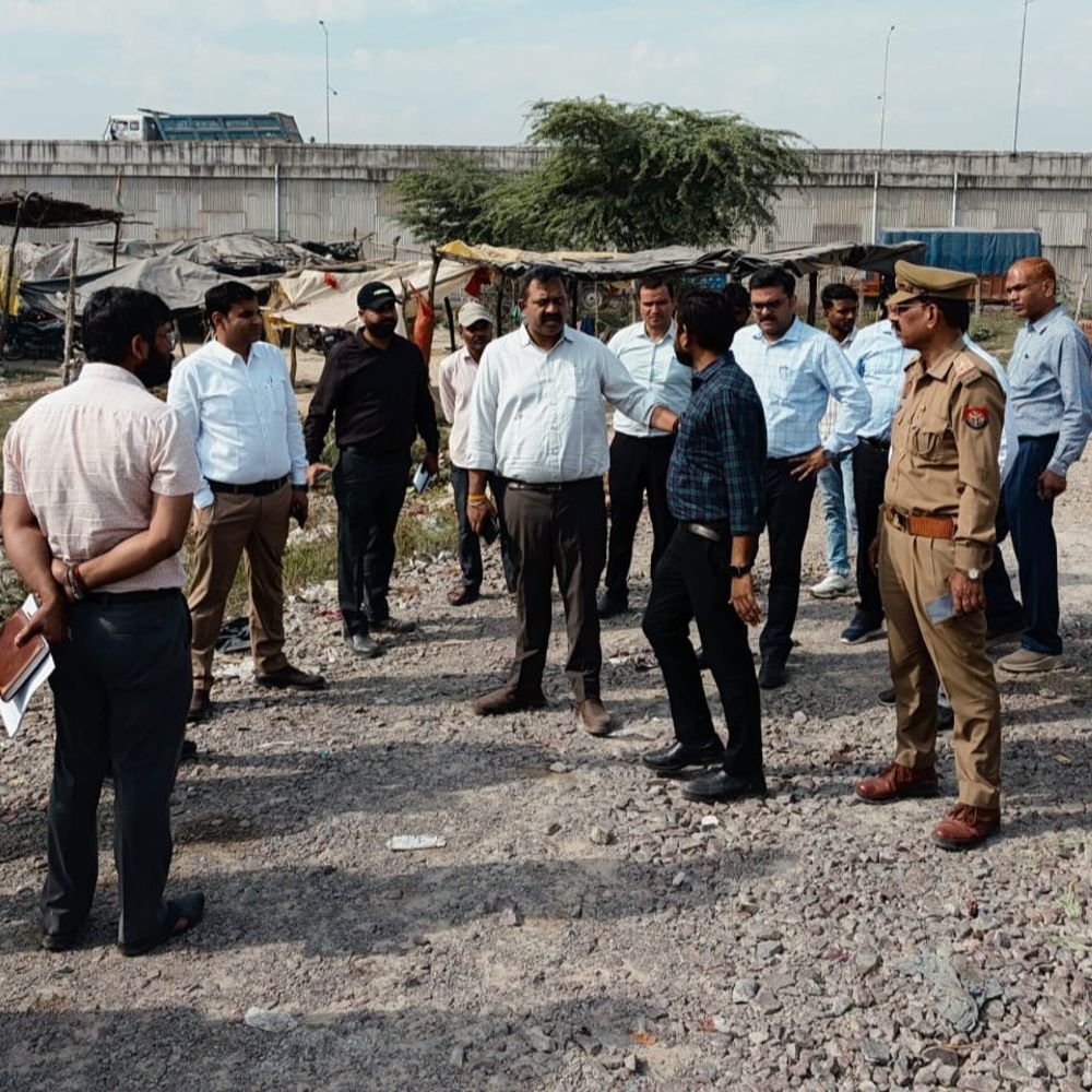 अटल नगर में जल्द मिलेगा फ्लैटों का कब्जा:नादरगंज में 18 मीटर चौड़ी होगी सड़क,वरुण विहार में भूखंडों के विकास और जल निकासी पर जोर