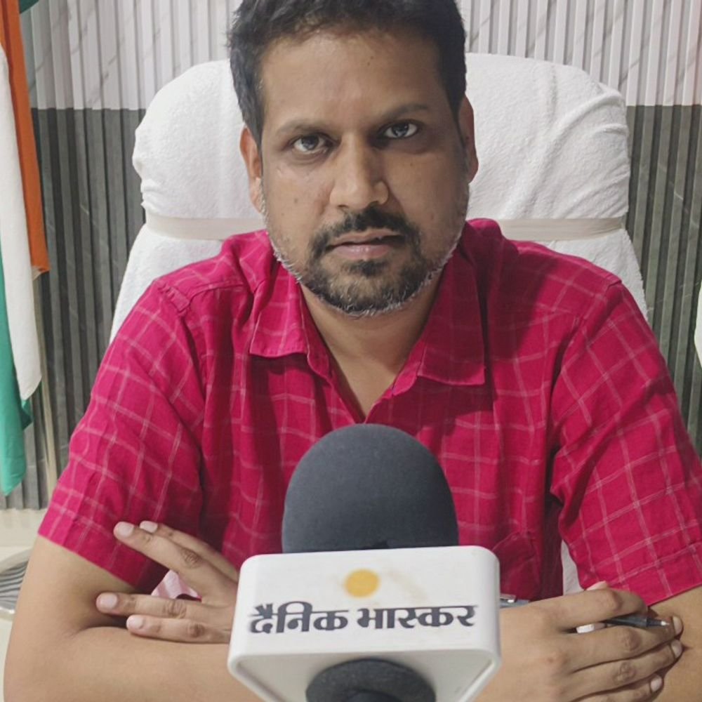 SIR में छूटे नाम जोड़ने को चलेगा विशेष अभियान:मऊ में बीएलओ घर-घर सत्यापन कर फार्म-6 भरवाकर नाम शामिल कराएंगे