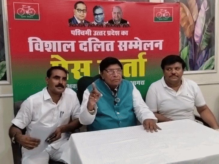 आगरा से दलित वोट बैंक को साधेंगे अखिलेश यादव:15 नवंबर को होगा सपा का दलित सम्मेलन,प्रदेश भर के दलित होंगे शामिल