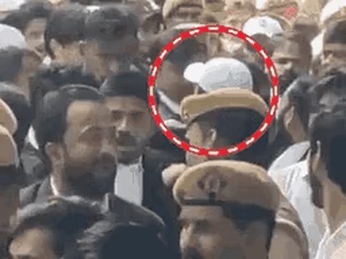 अली बोला-पिताजी ने कहा था अफजल को कुछ काम दिलाओ:अतीक के बेटे ने कहा- जिसने FIR की, उसने मेरी जमीन बेचकर पैसे कमाए
