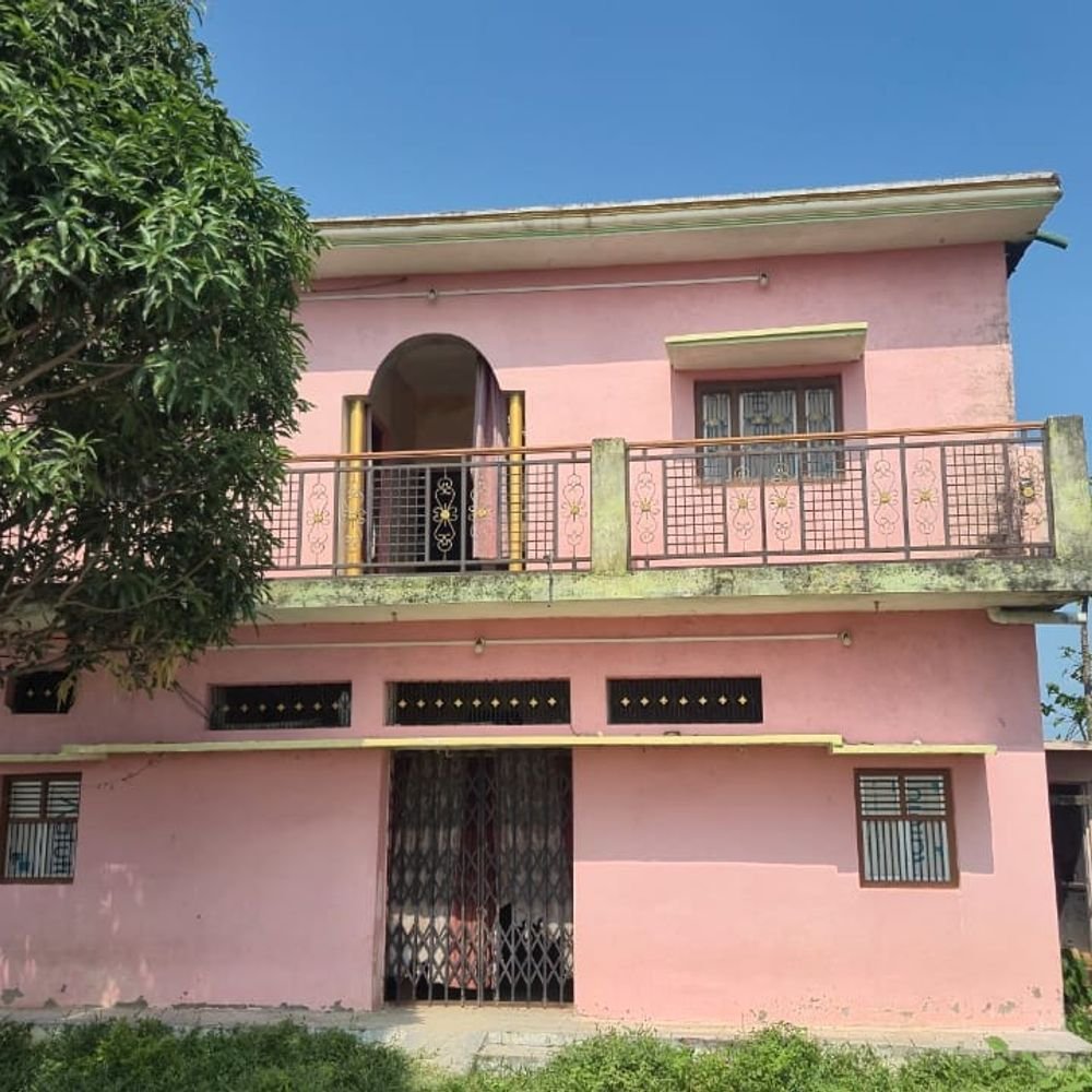 पुलिस जांच में फर्जी निकली चोरी की घटना:संतकबीर नगर में मौके पर नहीं मिले तोड़फोड़ के सबूत, तलाक के विवाद से जुड़ा मामला