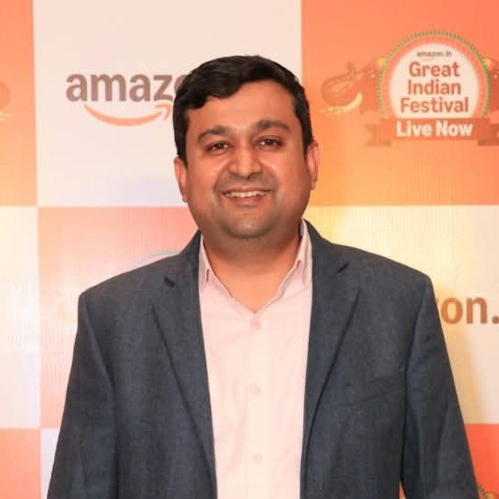 लखनऊ ऑनलाइन शॉपिंग में सबसे आगे:नए ग्राहकों की संख्या सबसे ज्यादा, फैशन और इलेक्ट्रॉनिक्स के ऑर्डर चार गुना बढ़े