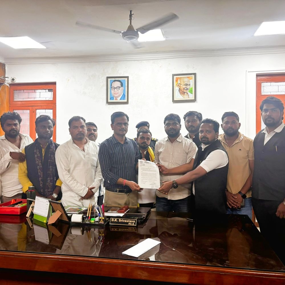 गोरखपुर विवि में छात्रों का प्रदर्शन:जातीय उत्पीड़न पर भड़के छात्र नेता, कार्रवाई नहीं होने पर धरना-प्रदर्शन की चेतावनी