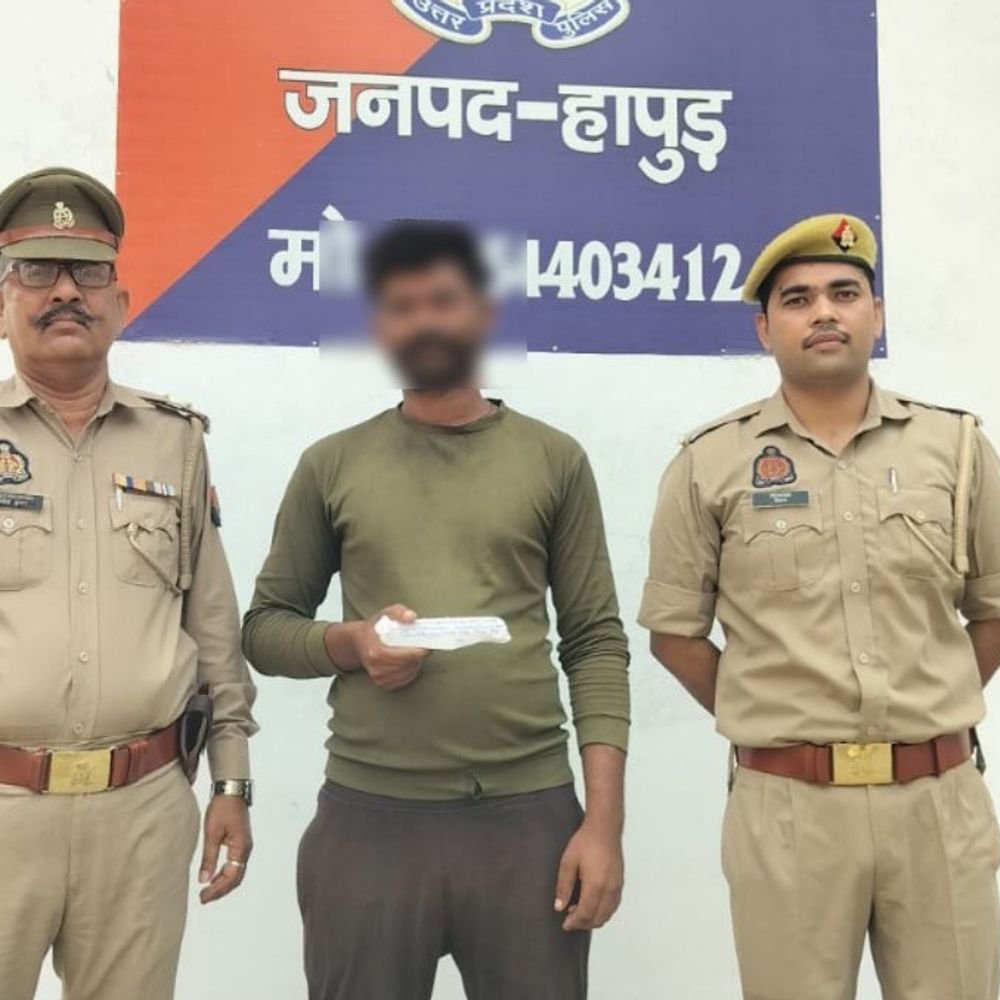 हापुड़ में युवक अवैध चाकू के साथ पकड़ा गया:हाफिजपुर पुलिस ने चेकिंग के दौरान की कार्रवाई, केस दर्ज