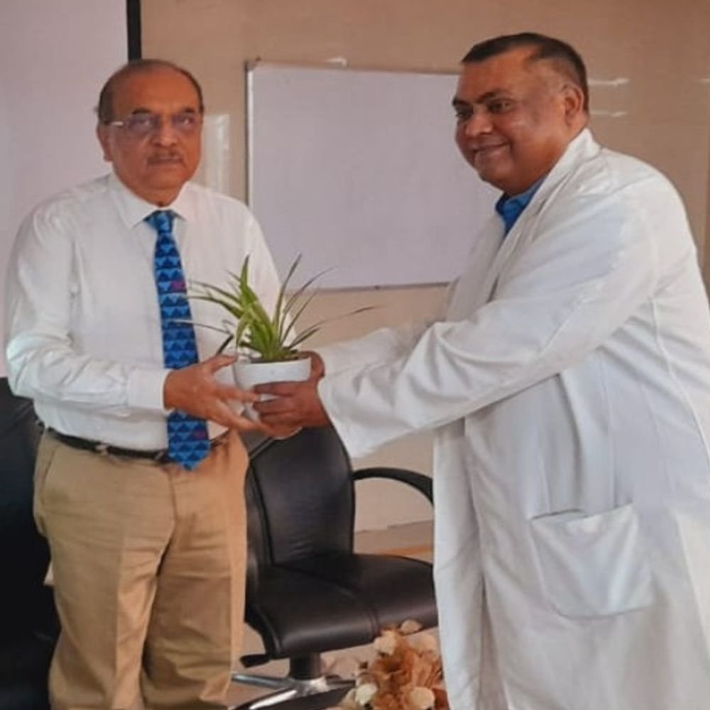 'एक्सीडेंट के बाद शुरुआती घंटा अहम,समय पर इलाज बचाएगा जान':SGPGI में विश्व ट्रॉमा डे पर कार्यक्रम, मानसिक आघात से बचाव पर जोर