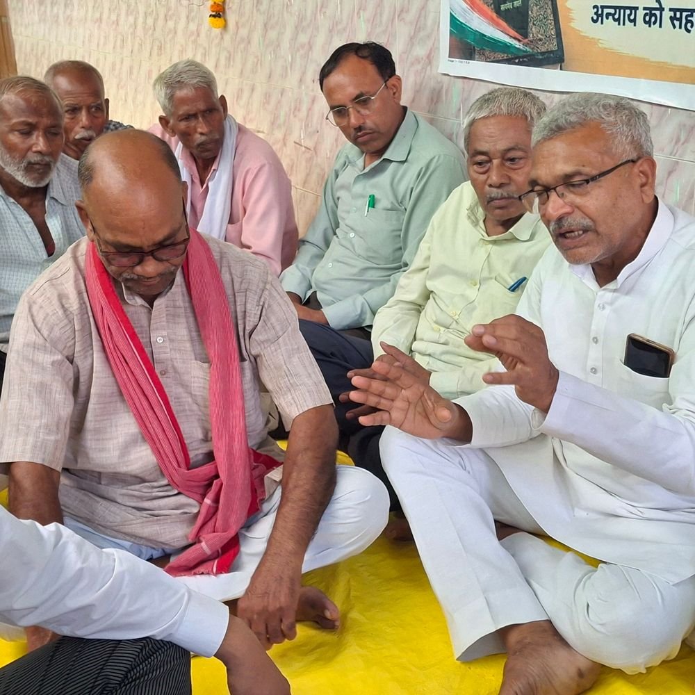 फतेहपुर में पटेल सेवा संस्थान में बैठक:कथित अनियमितताओं पर चर्चा , छह प्रस्ताव पारित कर कार्रवाई की मांग