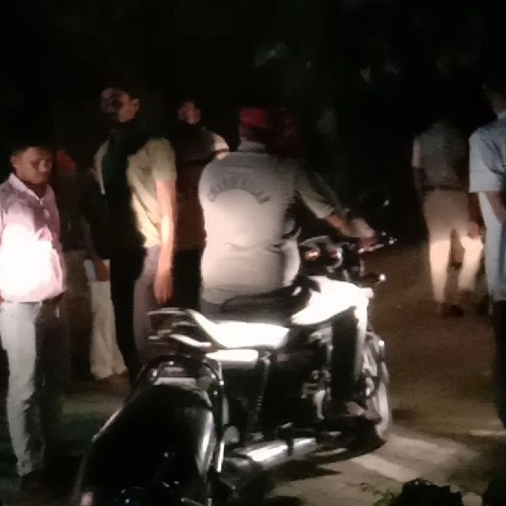अयोध्या में ट्रेन से कटकर युवक की मौत:पेट्रोल पंप के पीछे रेलवे ट्रैक पर मिला शव, पुलिस जांच में जुटी